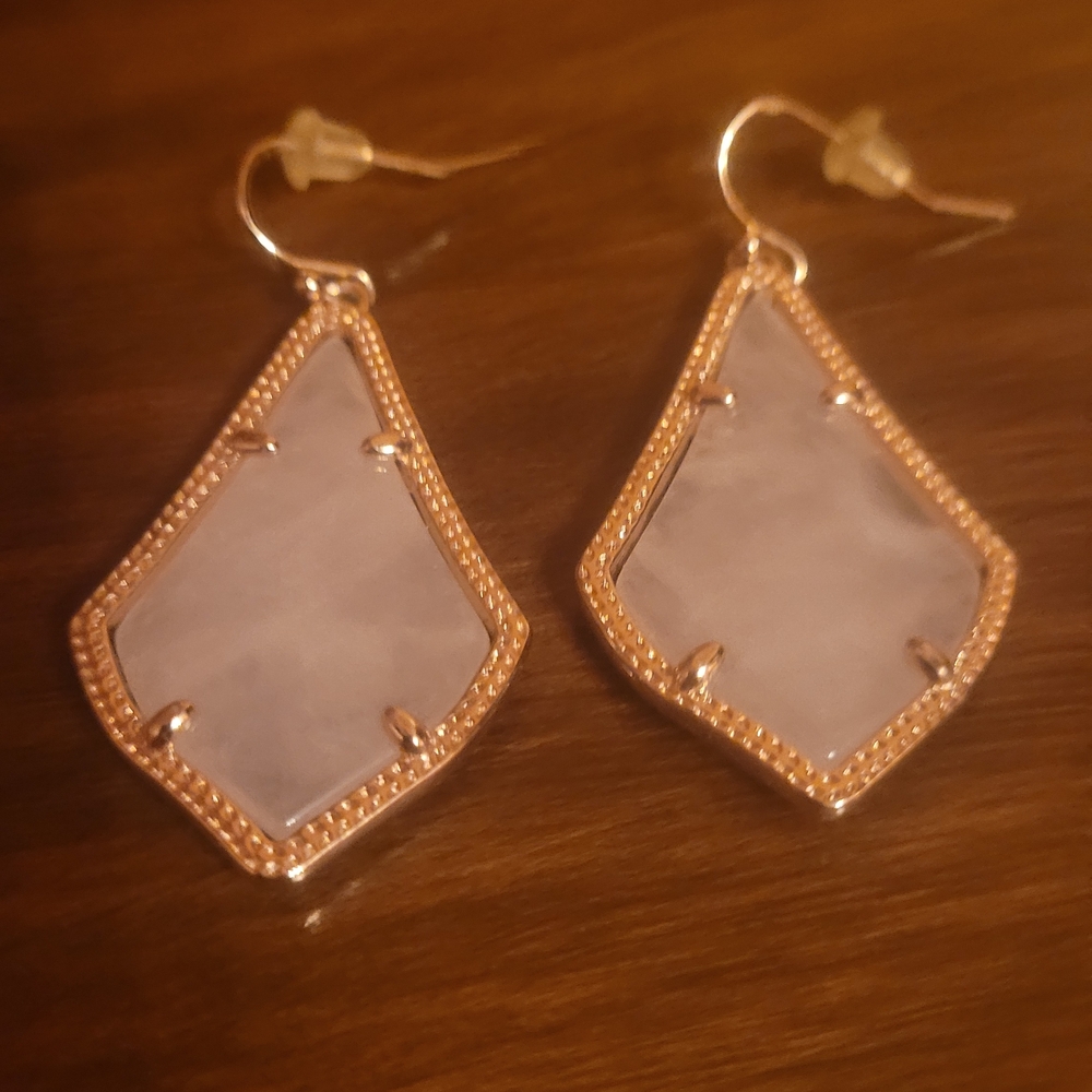 Kendra Scott Alex Gold and Pink Quartz Dangle Earrings